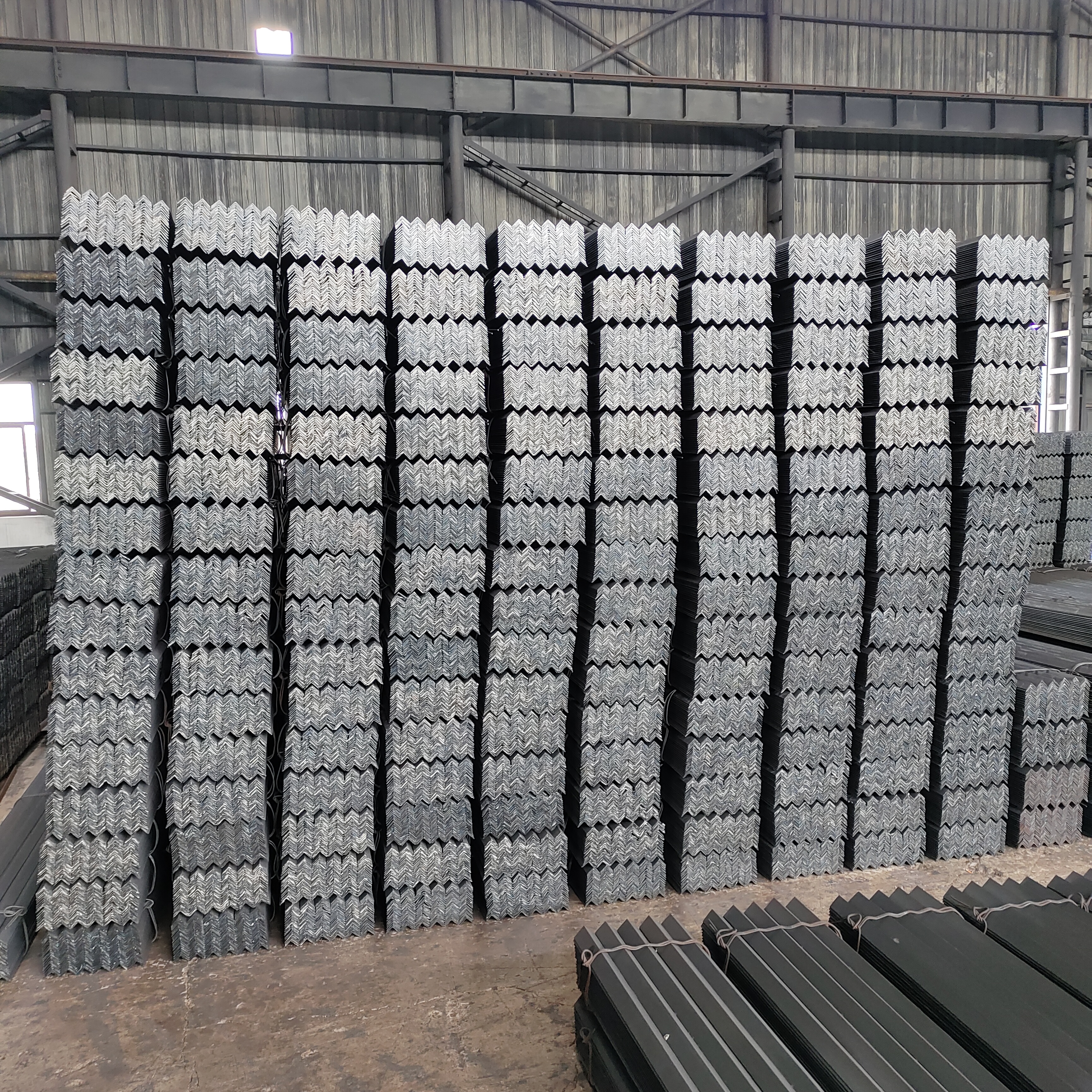 Carbon Steel Angle Iron